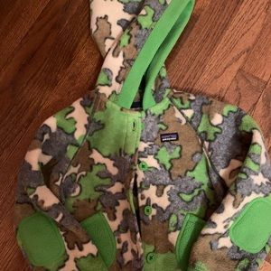 Kids Patagonia fleece jacket